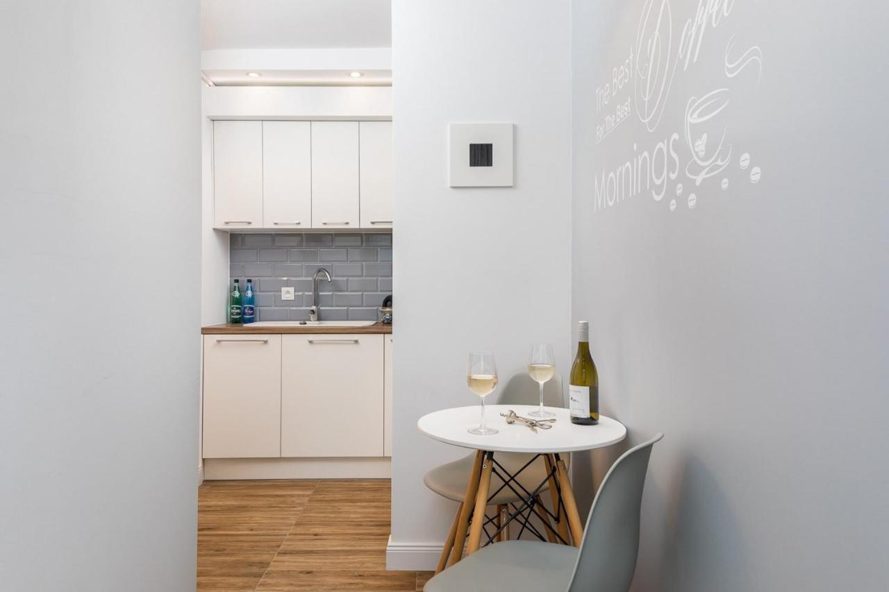 Rent like home - Złota 65 II Warszawa Eksteriør bilde